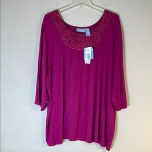 NWT. Liz & Me 2X (22/24W) Pink Jewel Embellished Neck Blouse.